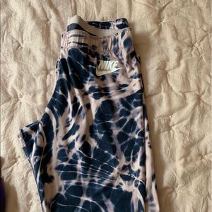 Nike leggings